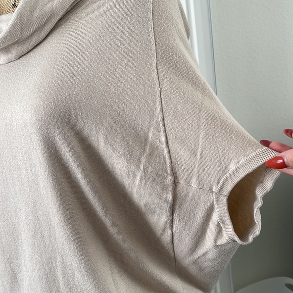 Mid sleeve turtleneck - Picture 2 of 7